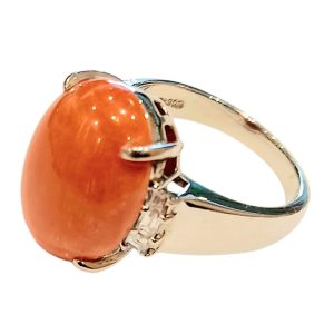 Pt900(プラチナ)珊瑚＆メレダイヤ付きリング