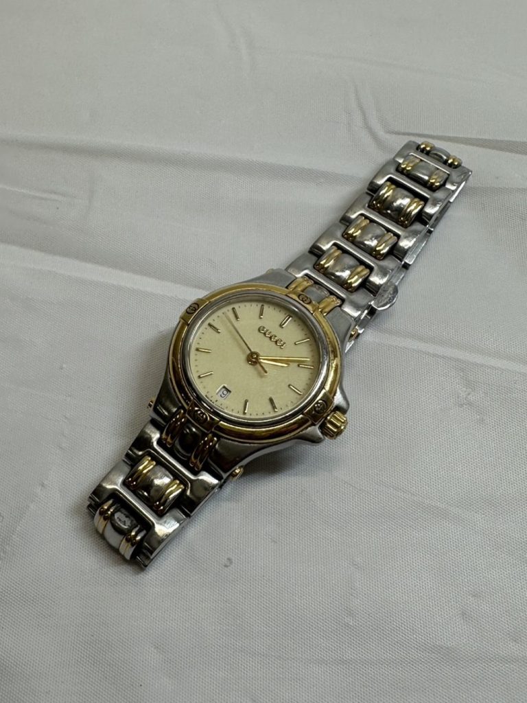 GUCCI コンビカラーウォッチ