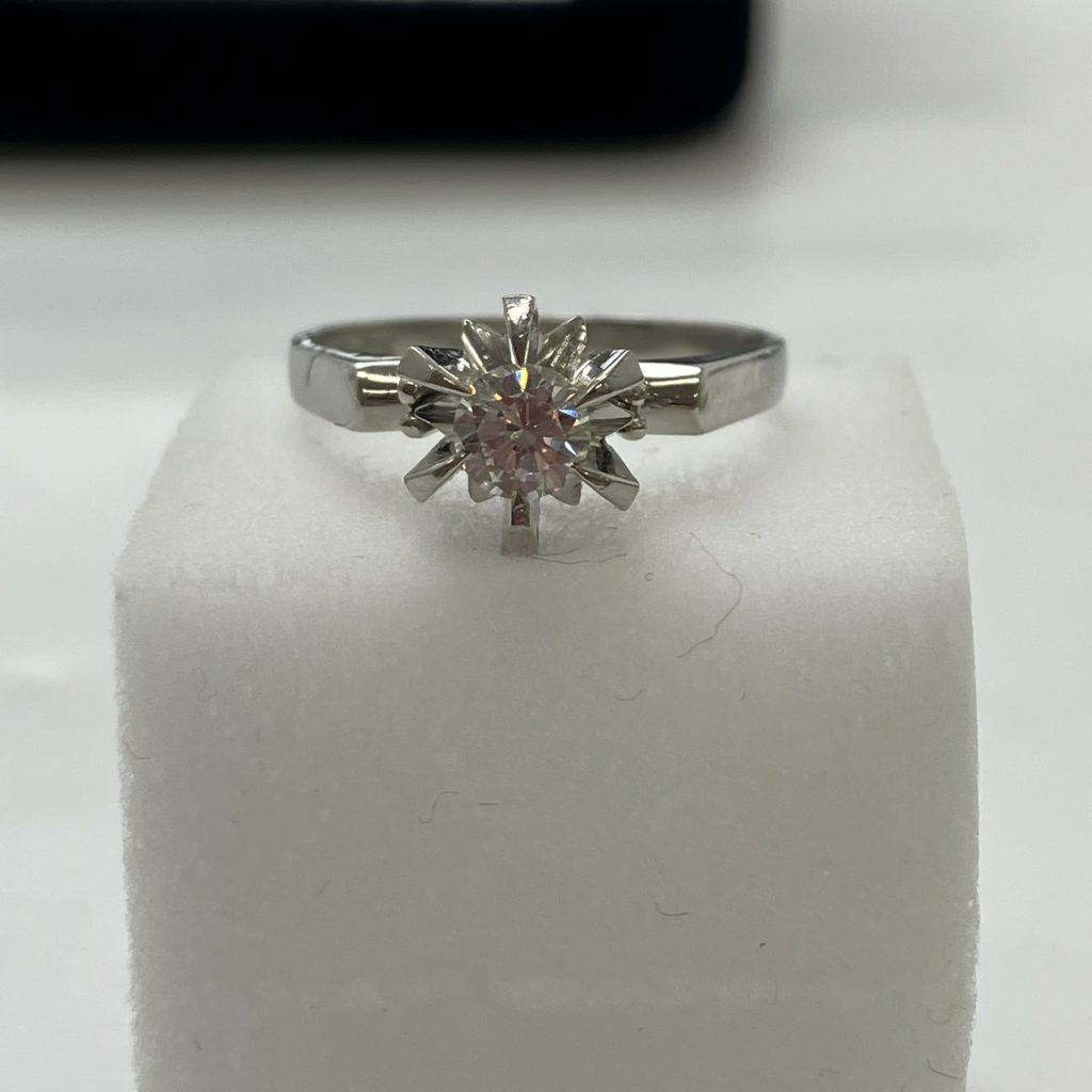 Pt900 ダイヤ リング