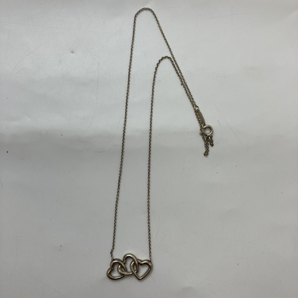 ティファニー トリプルハートネックレス