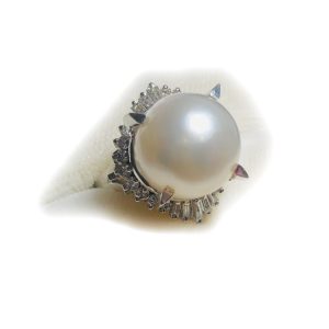 Pt900（プラチナ900）パール/メレダイヤモンド付きリング