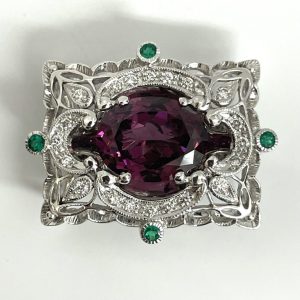 K14WG＆K18WGコンビ ガーネット デザインブローチ メレダイヤ装飾 査定無料 高価買取｜前橋市江田町