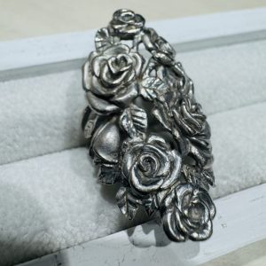 K18WG 薔薇柄リング