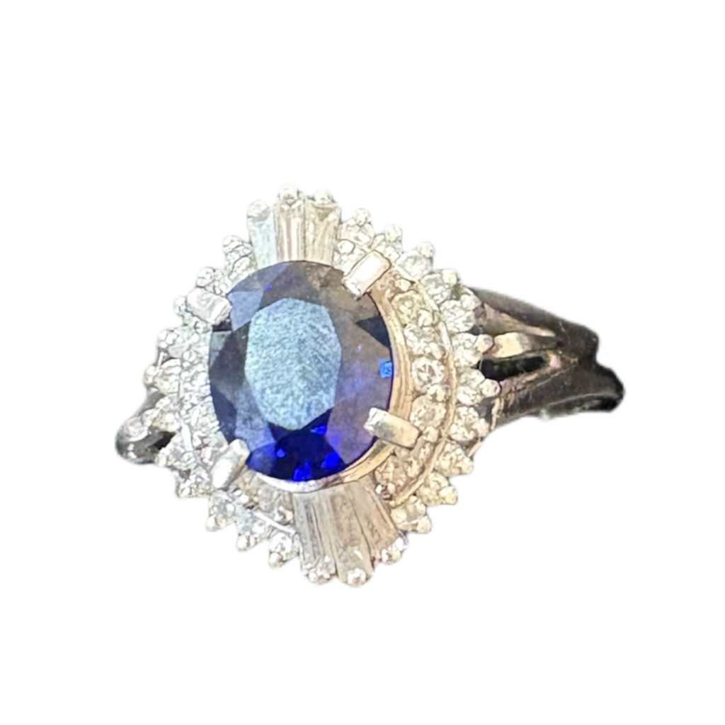 Pt900 （プラチナ）サファイア ダイヤモンド リング