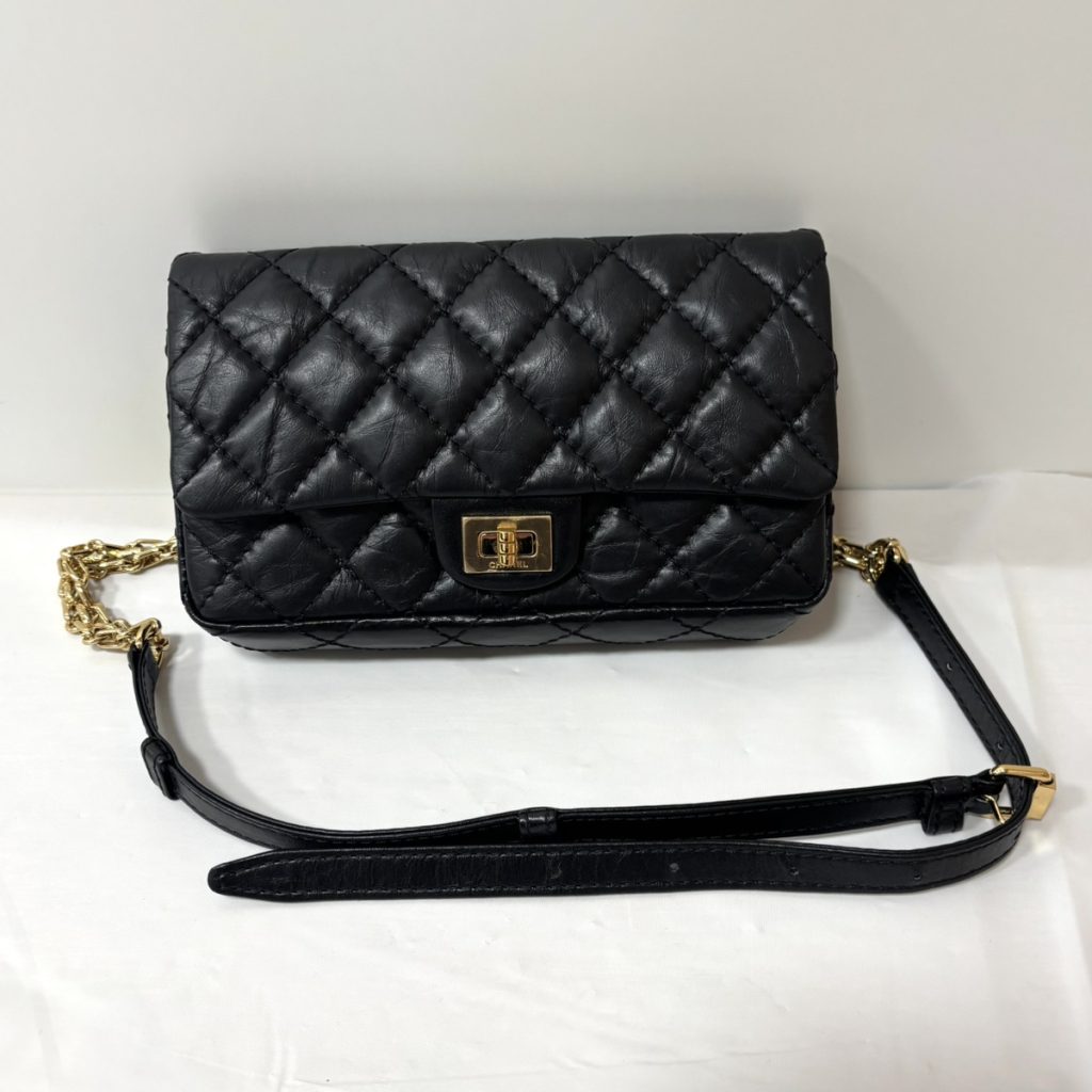 シャネル カーフレザーウエストポーチ