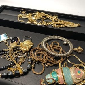 使わなくなったアクセサリーも買い取ります！| アクセサリーおまとめの買取| 入間市高根