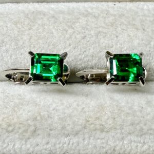 Pt900 エメラルド ピアス