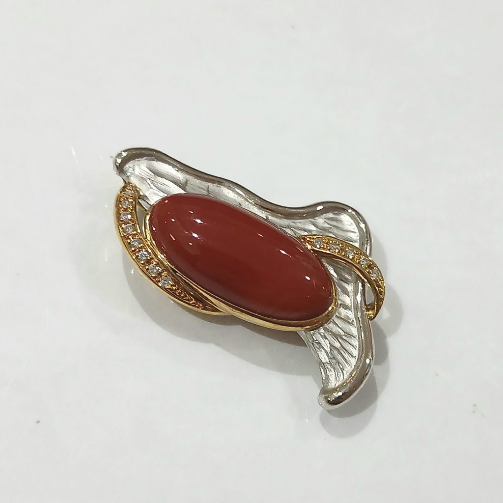 K18Pt900コンビブローチ】18金・プラチナ900・珊瑚・貴金属 