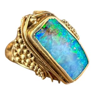 K18（18金）ブラックオパール付きリング