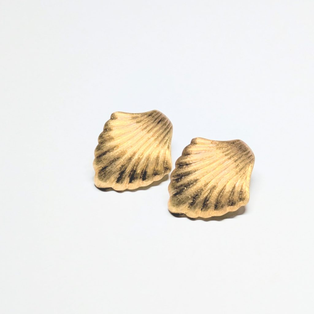 金　ゴールド　アクセサリー　イヤリング