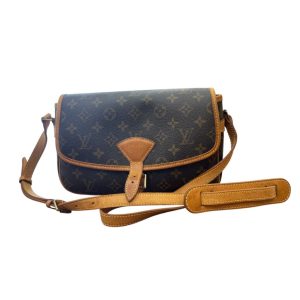 ルイヴィトン LOUIS VUITTON モノグラム ソローニュ ブランドバッグ