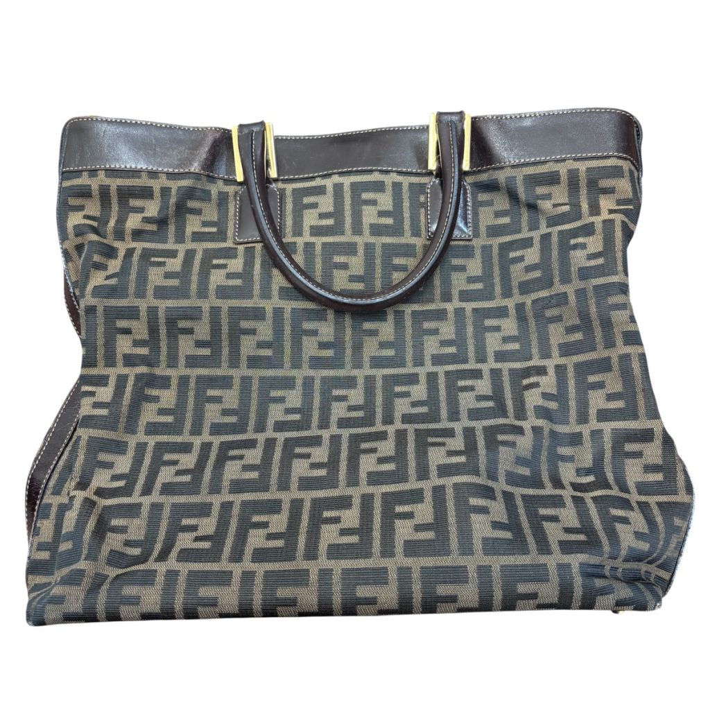 FENDI フェンディ ズッカ柄 バッグ ブランド品