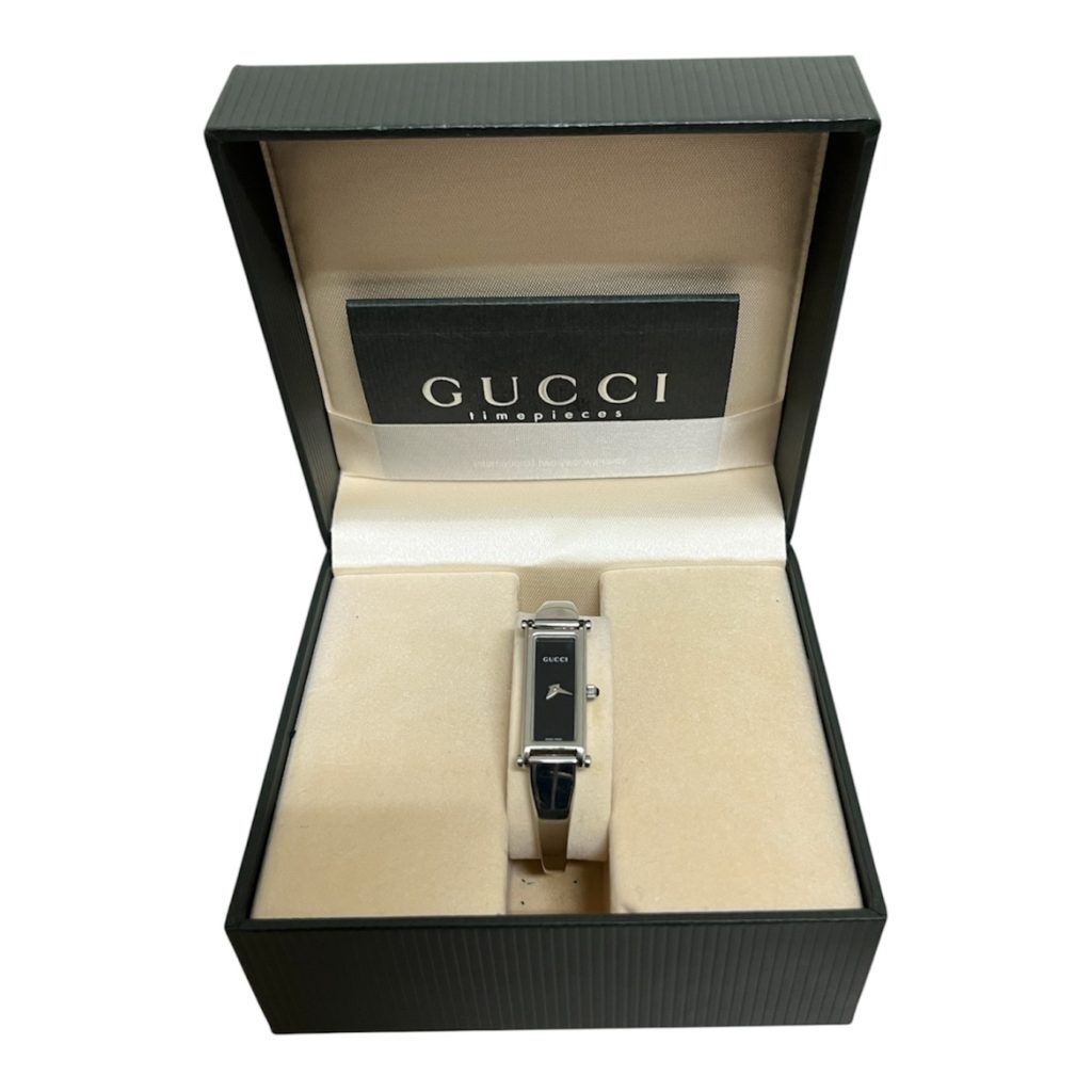 GUCCIグッチ バングルウォッチ 1500L