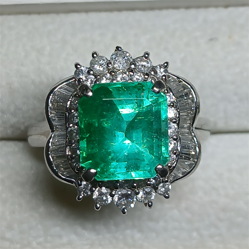 函館市 Pt900 エメラルド ジュエリーリング ご売却 宝石査定 2026年相場動向