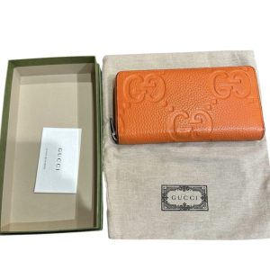 GUCCI GGエンボス ラウンドファスナー長財布