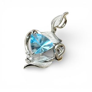 Pt900 トパーズ ペンダントトップ
