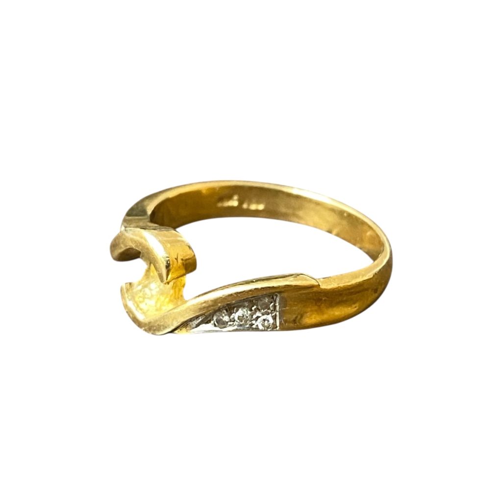 K18　リング　石あり　750　18金