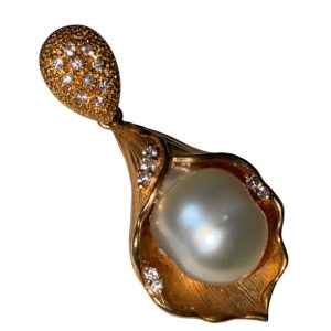 函館市 K18 南洋真珠 ネックレストップ 大粒パールジュエリー