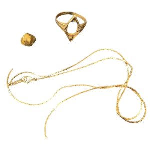 金 壊れた アクセサリー まとめ　金歯も買い取ります！