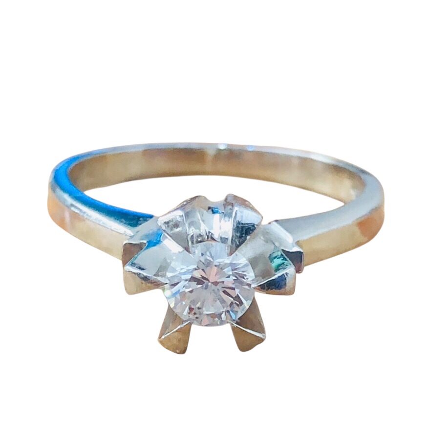 Pt900(プラチナ900)　ダイヤモンド0.4ct　立爪リング