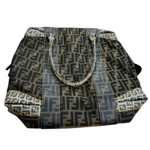 FENDI　フェンディ　ズッカ柄 ハンドバッグ