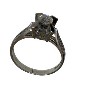 【Pt900 ダイヤモンド リング】弘前市