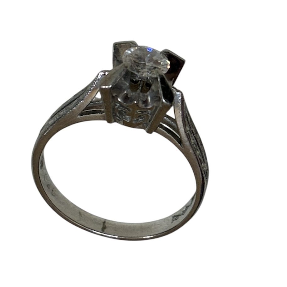 【Pt900 ダイヤモンド リング】弘前市