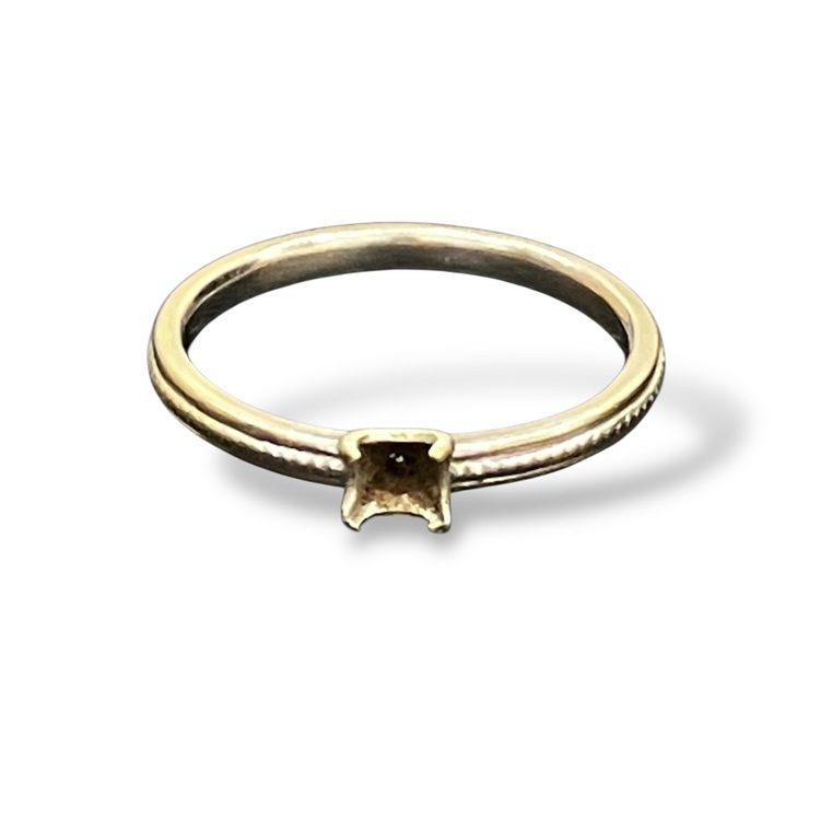 【宝石取れ リング】Pt900 プラチナ900