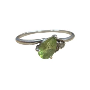 K10WG 10金 ホワイトゴールド ペリドット リング 山形市