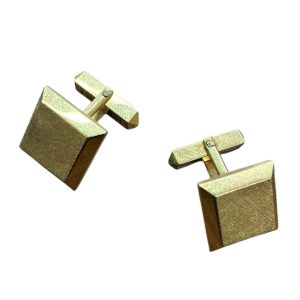 【K18 カフス】弘前市