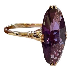 【貴金属】K18  (18金)　　　アメジスト付きリング　指輪　ジュエリー アクセサリー