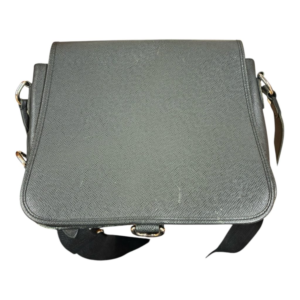 ルイ・ヴィトン タイガ アンドレイ