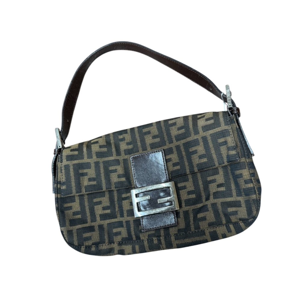 Fendi フェンディ マンマバケット ズッカ柄ショルダーバッグ