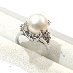 【Pt900パールリング】プラチナ900・貴金属・アクセサリー・指輪・真珠・メレダイヤモンド