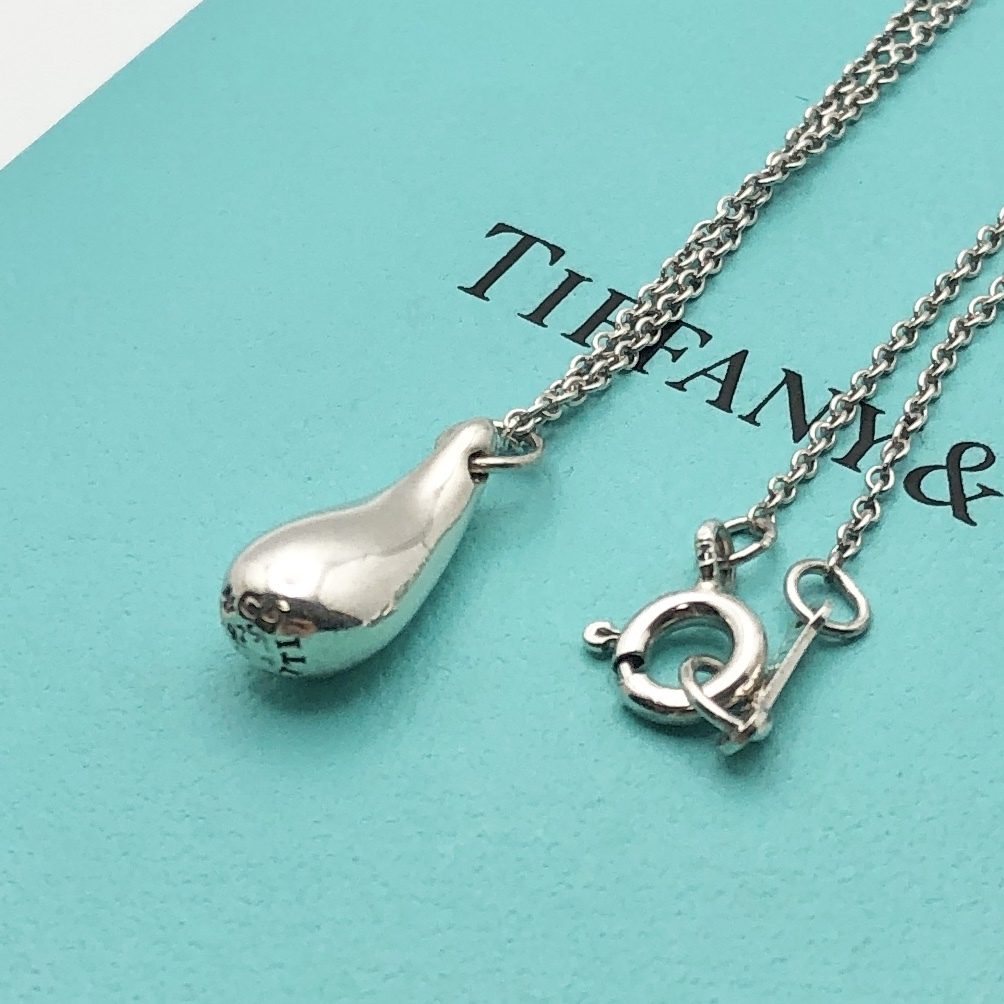【Tiffany & Co.(ティファニー)】ティアドロップ レディース シルバー925 ネックレス
