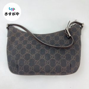 グッチ アクセサリーポーチ