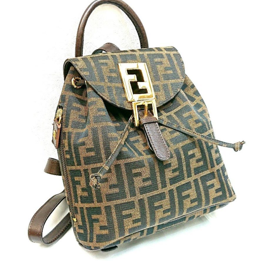 FENDI フェンディ ズッカ柄 FFロゴ リュック