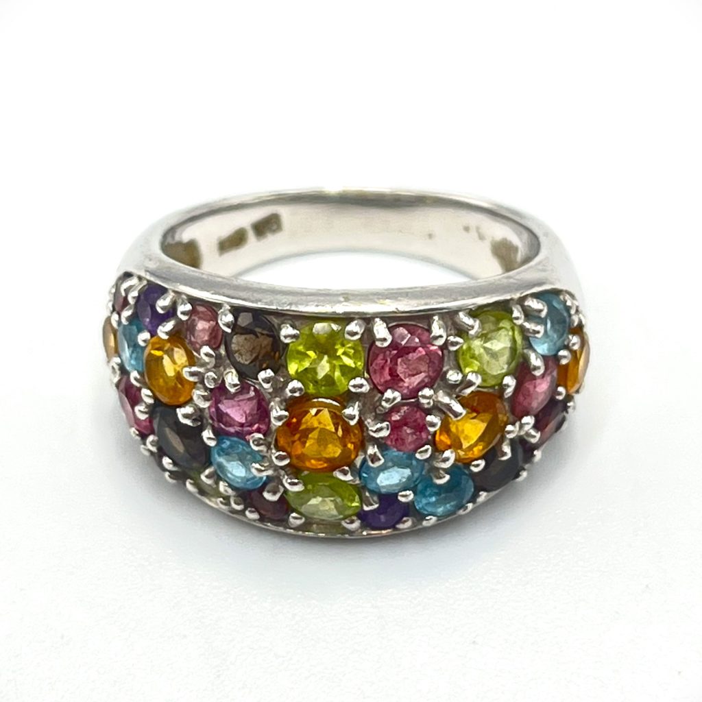 18金 K18 ホワイトゴールド WG マルチカラーストーン リング 査定無料 高価買取｜前橋市日吉町