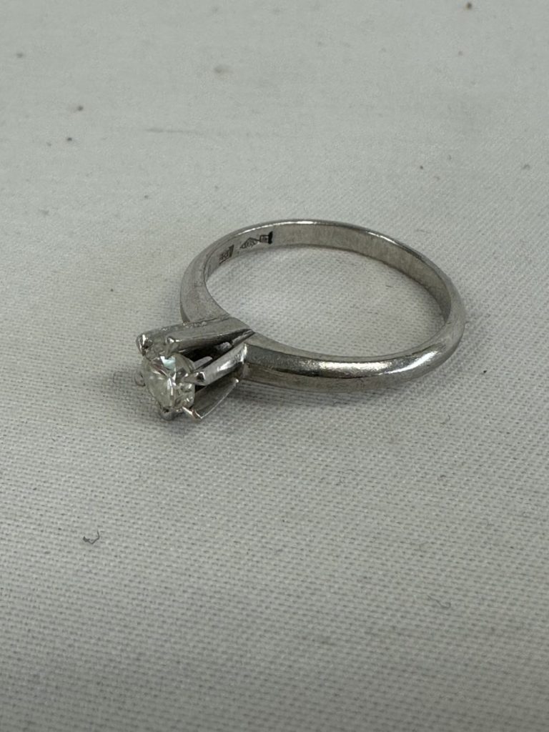 Pt900 ダイヤ リング