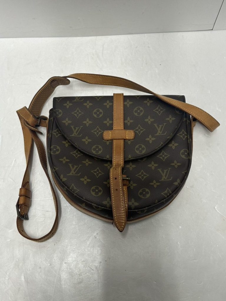 ルイ・ヴィトン モノグラム シャンティ