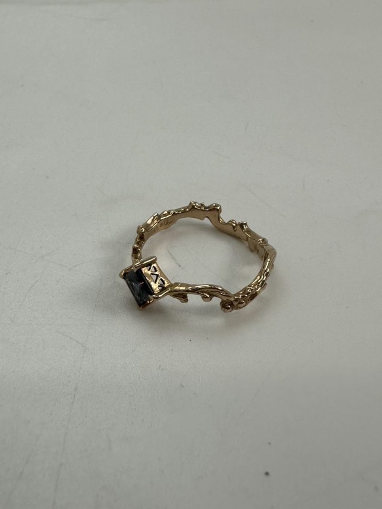 K18 アレキサンドライト リング