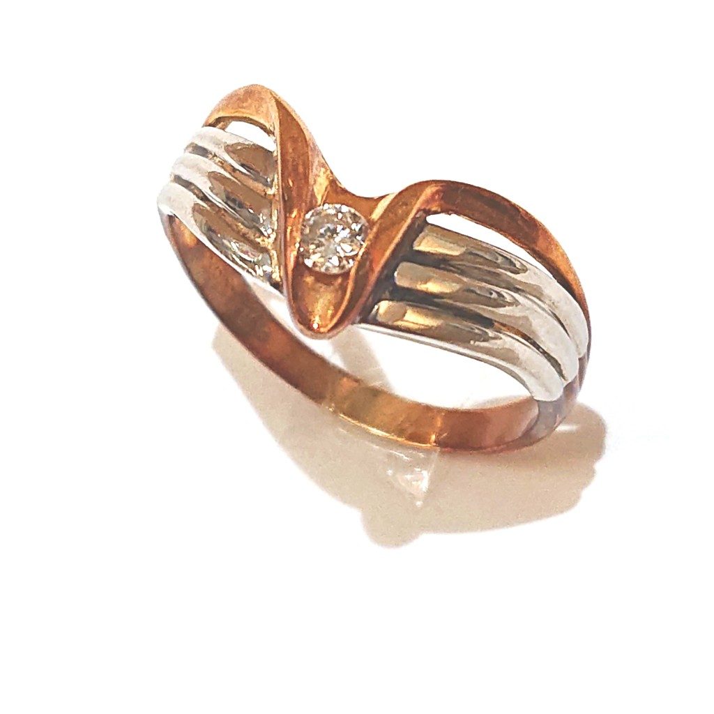 K18/Pt900 メレダイヤ付き コンビリング