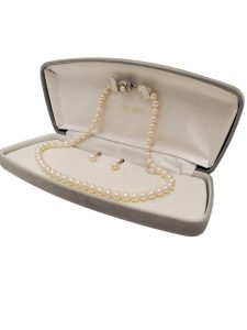 パールネックレス＆イヤリングセット