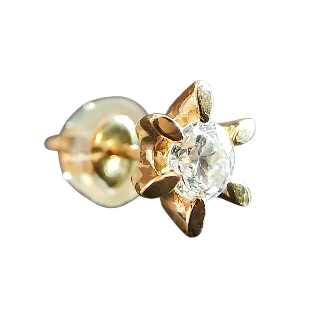 K18（18金）ダイヤモンド付きピアス（片方）