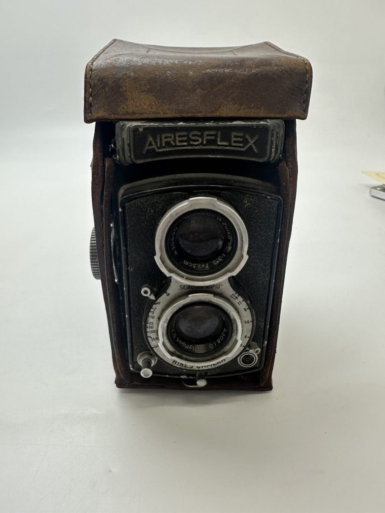 AIRESFLEX 二眼レフカメラ