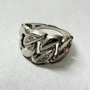 Pt900 / プラチナ / リング / 指輪 / メレダイヤ / 宝石