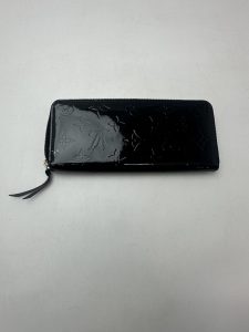 ルイ・ヴィトン ジッピー・ウォレット