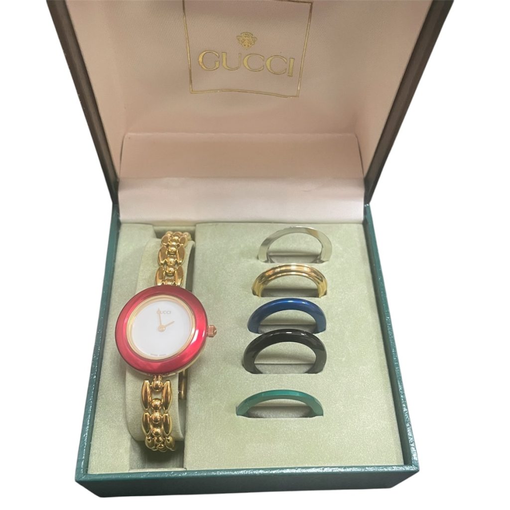 GUCCI　チェンジベゼル　時計