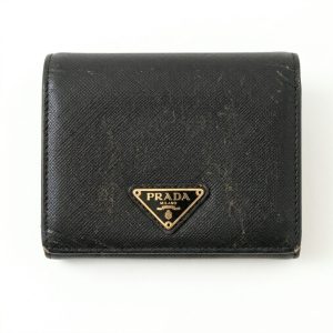 プラダ サフィアーノレザー 二つ折り財布