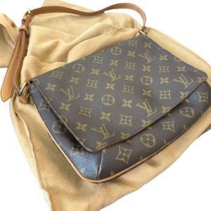 ルイヴィトン モノグラム ミュゼット タンゴ